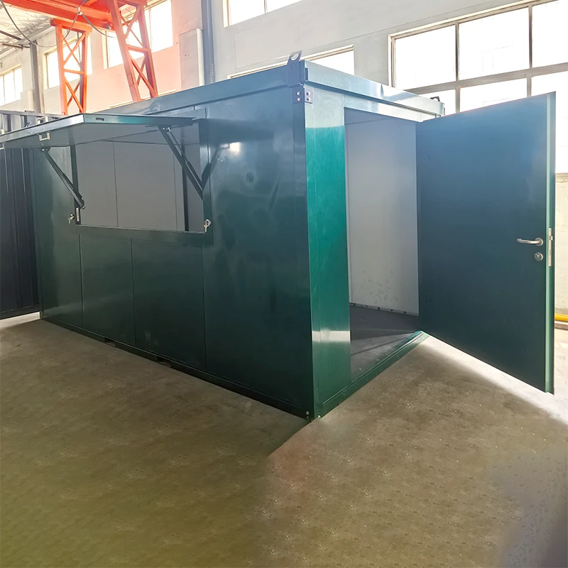Kiosk s ploščatimi zabojniki